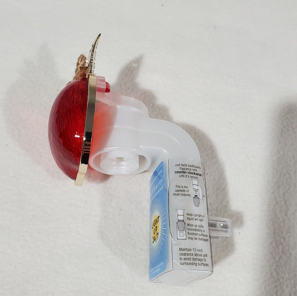 Bath and Body Works Fall Wallflower Plug In's - Picture 8 of 10